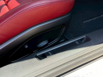 صورة مصغرة 34 لـ 2021 Porsche 911