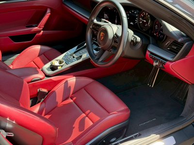 صورة مصغرة 33 لـ 2021 Porsche 911