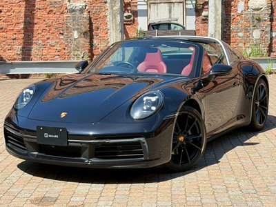 صورة 10 لـ 2021 Porsche 911