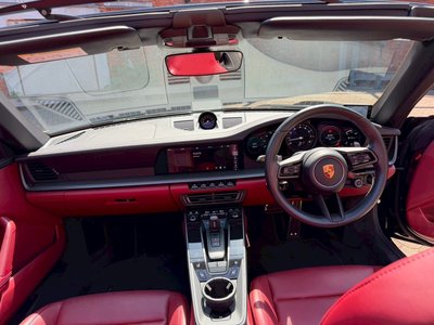 صورة مصغرة 37 لـ 2021 Porsche 911