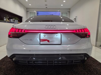 صورة مصغرة 13 لـ 2024 AUDI E-TRON GT QUATTRO