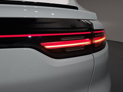 2022 Porsche CAYENNE 照片 10