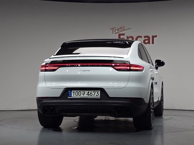 2022 Porsche CAYENNE 照片 4