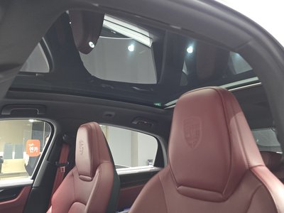 2022 Porsche CAYENNE — миниатюра 31