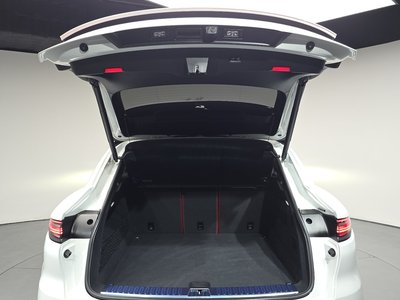 2022 Porsche CAYENNE — миниатюра 33
