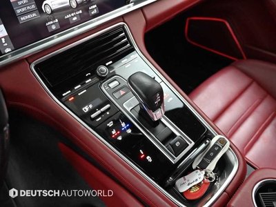 PORSCHE PANAMERA - 9