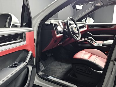 2024 Porsche CAYENNE — миниатюра 14