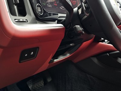 2024 Porsche CAYENNE — миниатюра 28