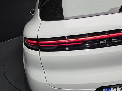 2024 Porsche CAYENNE — миниатюра 11