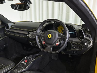 صورة 3 لـ 2013 FERRARI 458 SPIDER