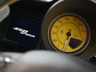 صورة مصغرة 19 لـ 2013 FERRARI 458 SPIDER