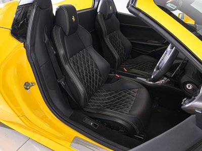 صورة مصغرة 14 لـ 2013 FERRARI 458 SPIDER