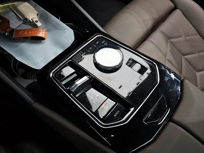 BMW 5 SERIES - 9