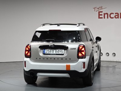 MINI COUNTRYMAN - 4
