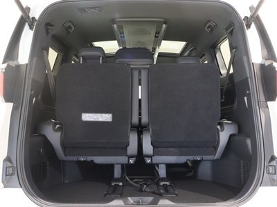 2023 Toyota ALPHARD thumbnail 35