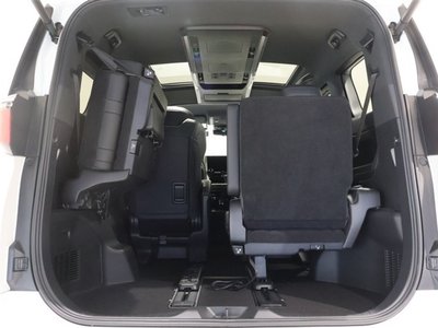 2023 Toyota ALPHARD thumbnail 36