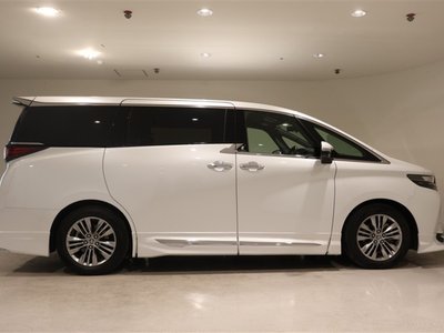 TOYOTA ALPHARD - 9