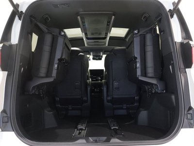 2023 Toyota ALPHARD thumbnail 37