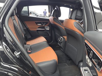 2025 Mercedes-BENZ GLC 缩略图 12