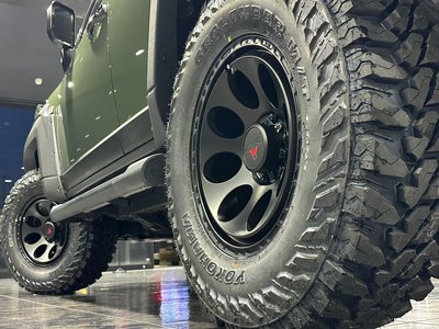 2014 Toyota FJ CRUISER photo 14