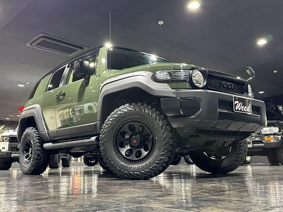2014 Toyota FJ CRUISER photo 11