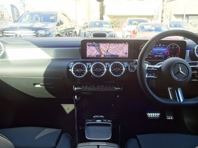 MERCEDES-BENZ CLA - 7