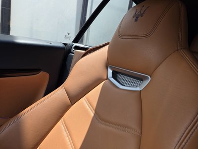 2016 Maserati GRANCABRIO 照片 9