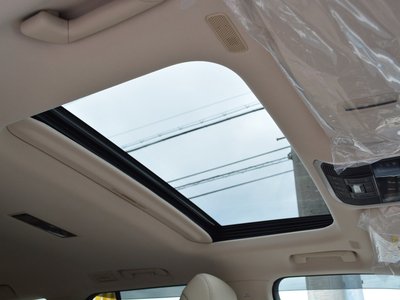 TOYOTA LAND CRUISER 300 - 4