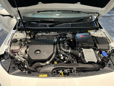 MERCEDES-BENZ CLA - 6
