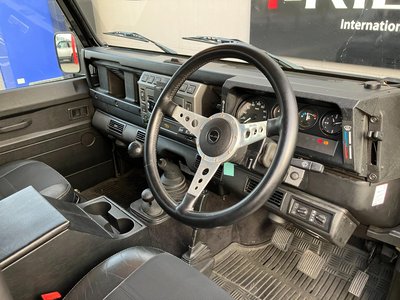 صورة 9 لـ 2004 LAND Rover DEFENDER