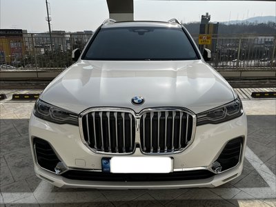 BMW X7 - 1