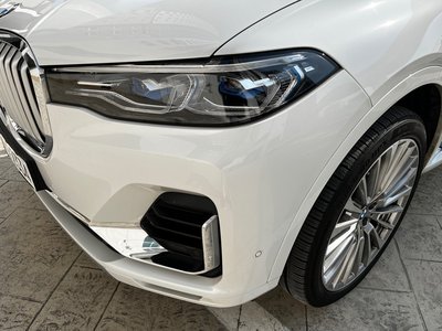 BMW X7 - 7