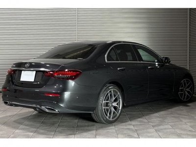 MERCEDES-BENZ E-CLASS - 2