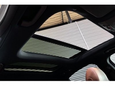 MERCEDES-BENZ E-CLASS - 4