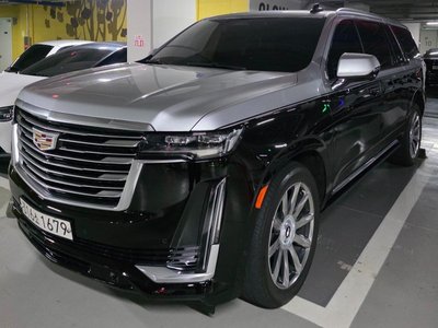 CADILLAC ESCALADE 5TH GENERATION - 1