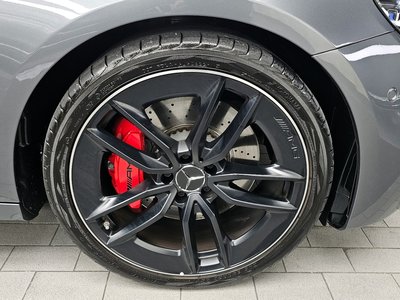 MERCEDES-BENZ E-CLASS - 6