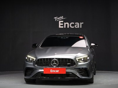 MERCEDES-BENZ E-CLASS - 2