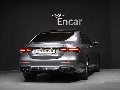 MERCEDES-BENZ E-CLASS - 3