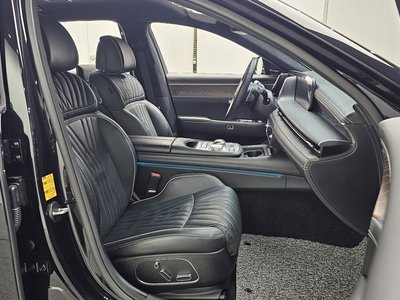 2022 Genesis G90 (RS4) — миниатюра 16