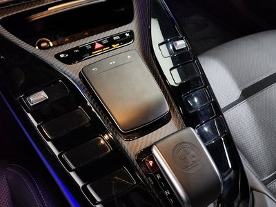 MERCEDES-BENZ GT AMG - 9