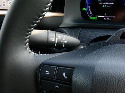 TOYOTA CROWN CROSSOVER - 6