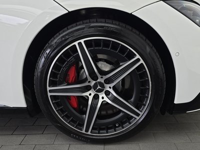MERCEDES-BENZ EQE - 8