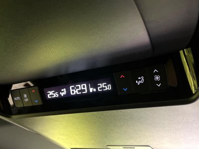 2023 TOYOTA ALPHARD thumbnail 33