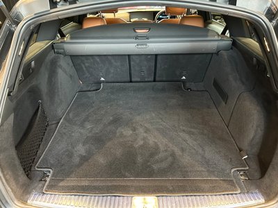 MERCEDES-BENZ E-CLASS - 6