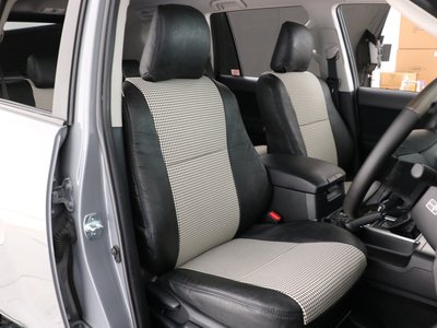 TOYOTA LAND CRUISER PRADO - 6