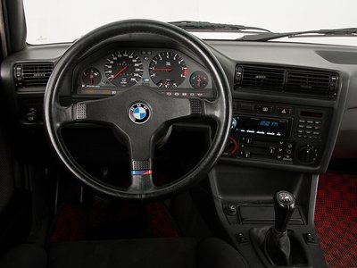 1987 BMW M3 照片 14