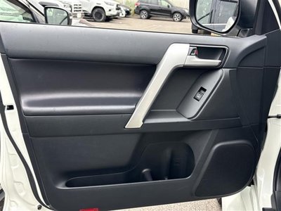 صورة مصغرة 37 لـ 2021 Toyota LAND CRUISER PRADO