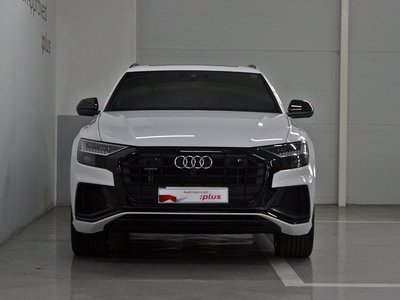 AUDI Q8 - 2