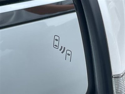 2025 Toyota ALPHARD — миниатюра 36