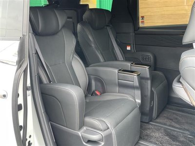 2025 Toyota ALPHARD — миниатюра 14
